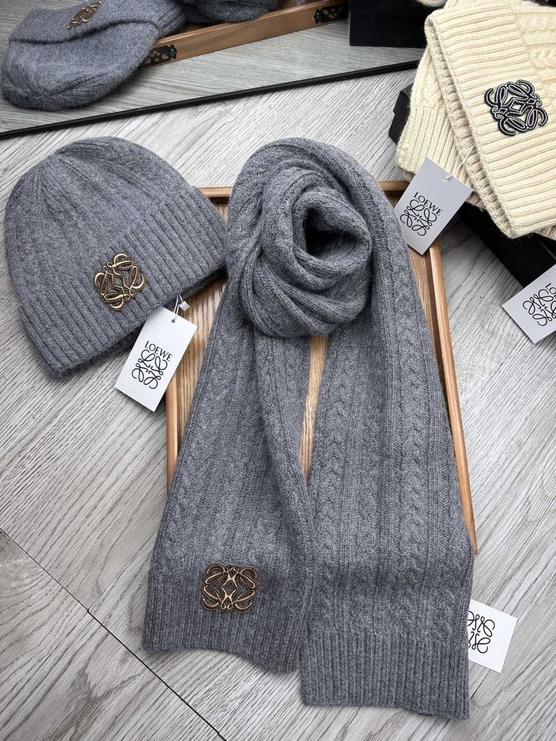 Loewe Caps Scarfs